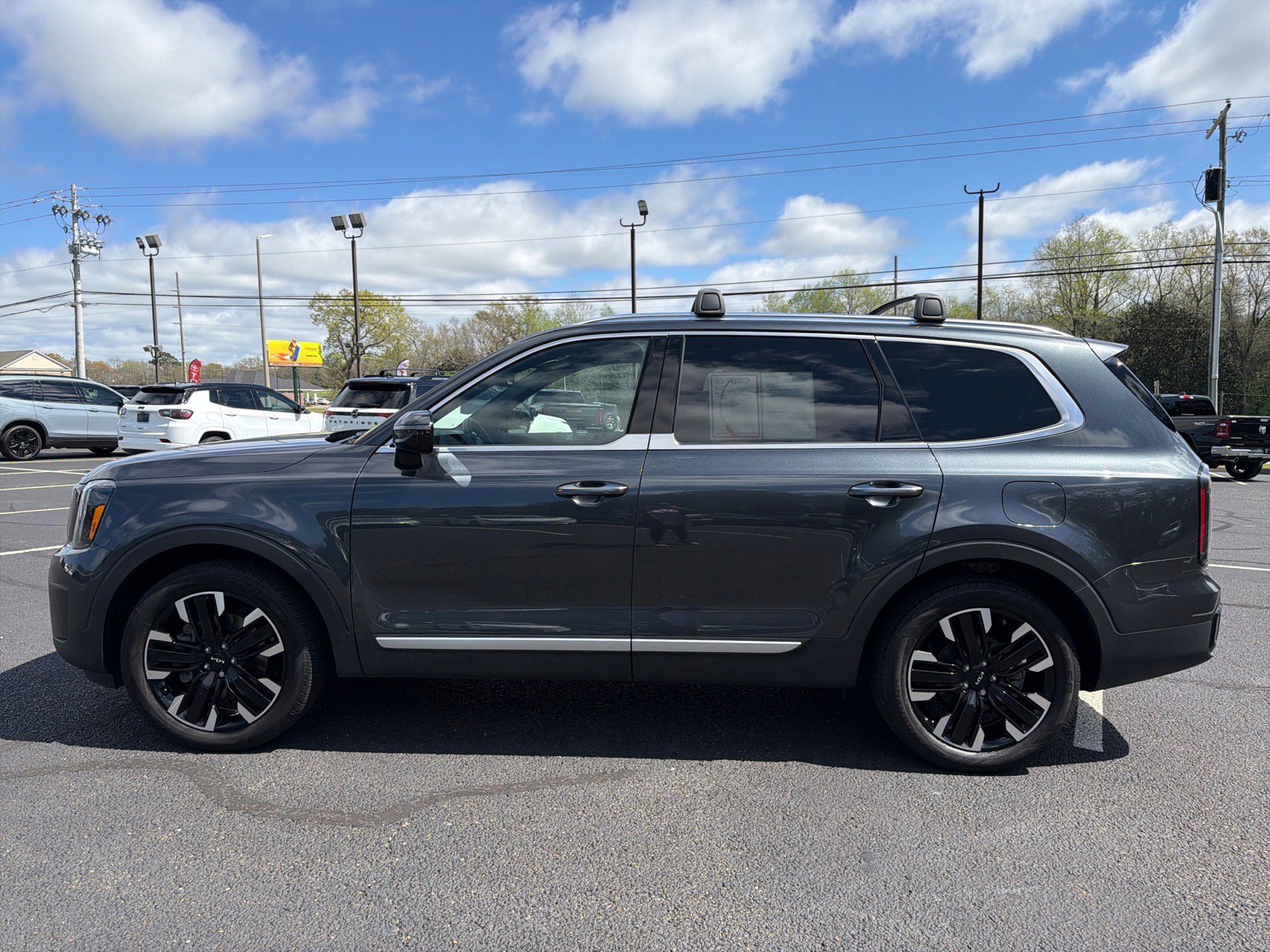 Used 2023 Kia Telluride SX image 15