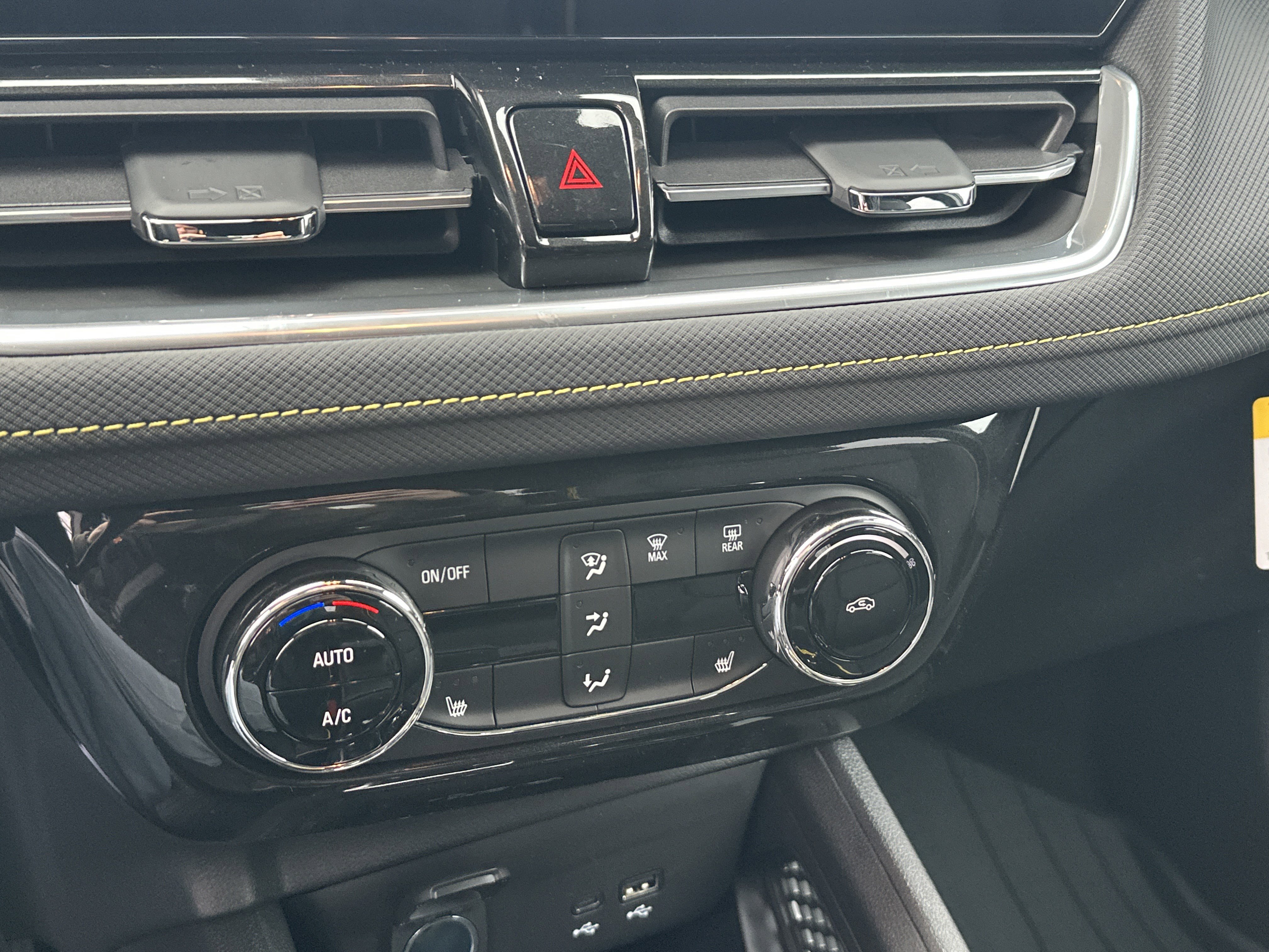 New 2026 Chevrolet TrailBlazer ACTIV w/ Convenience Package FWD image 30
