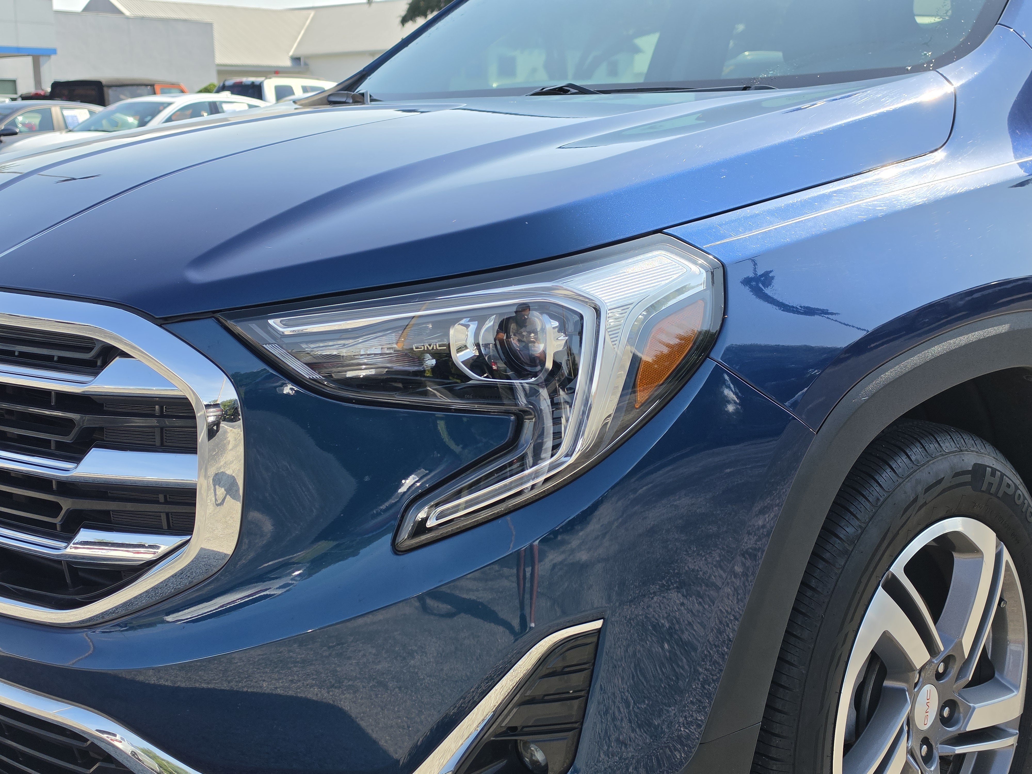 Used 2020 GMC Terrain SLT w/ Preferred Package FWD image 13