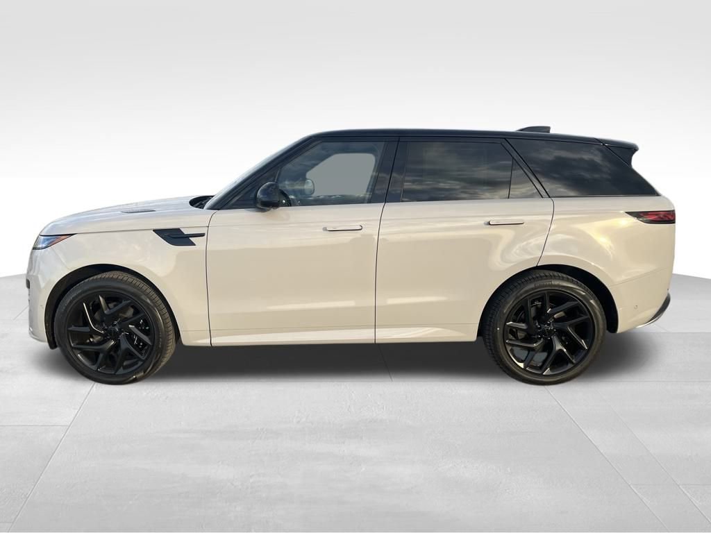New 2026 Land Rover Range Rover Sport Dynamic SE image 2