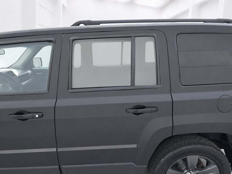 Used 2015 Jeep Patriot High Altitude AWD/4WD image 21