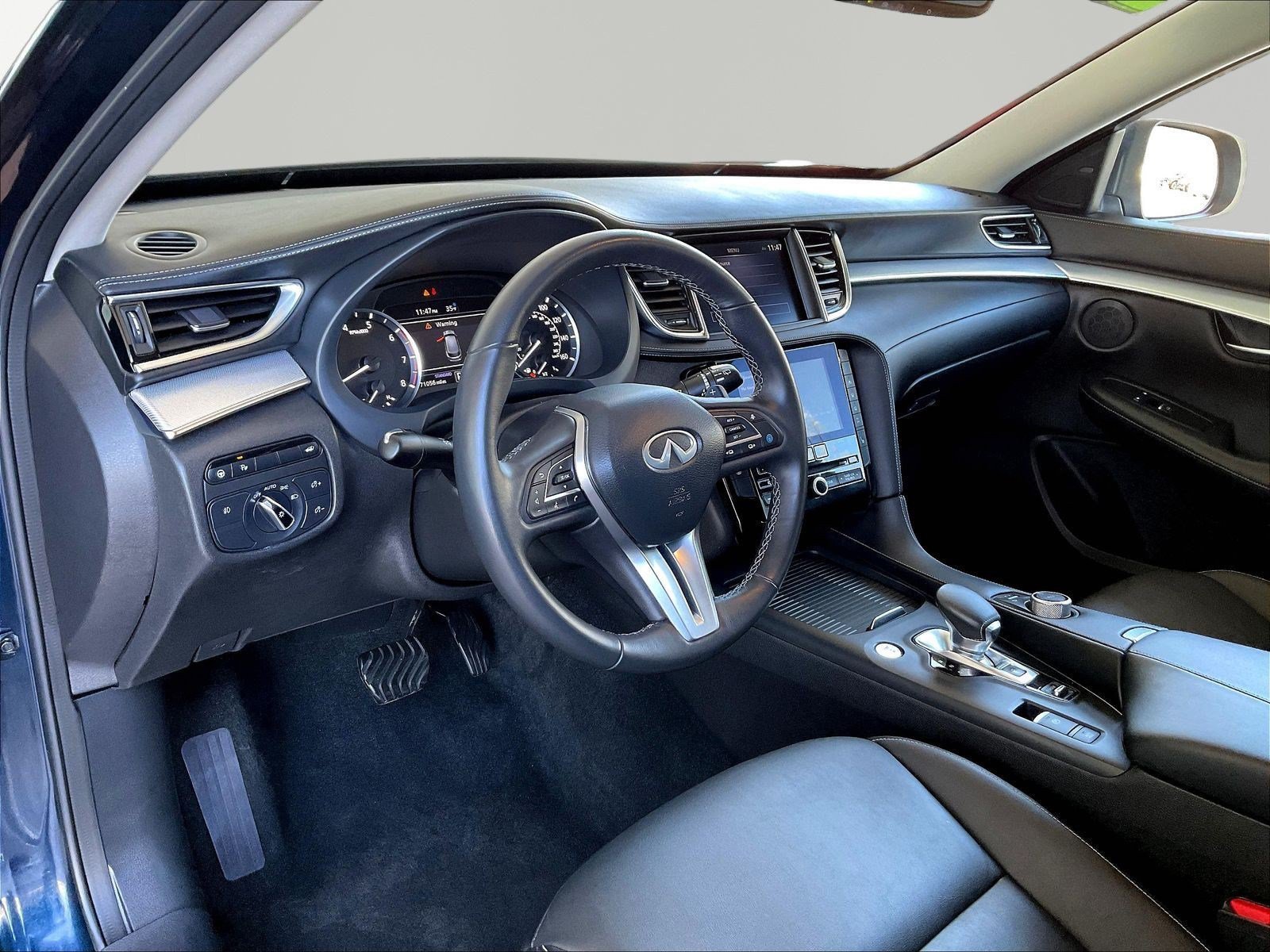 Used 2021 INFINITI QX50 Luxe FWD image 17