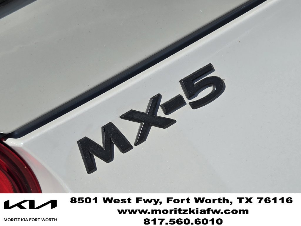 Used 2025 MAZDA MX-5 Miata RF Club RWD image 9