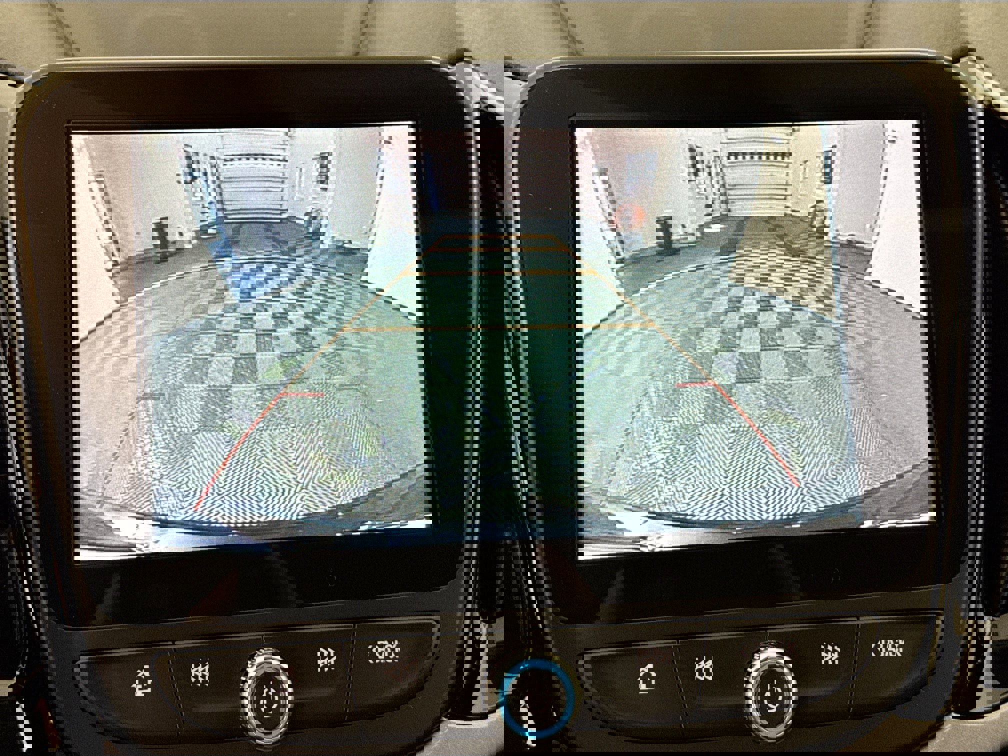 Used 2018 Chevrolet Volt LT image 26