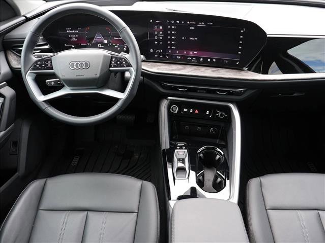 Certified 2025 Audi Q5 Premium AWD/4WD image 24