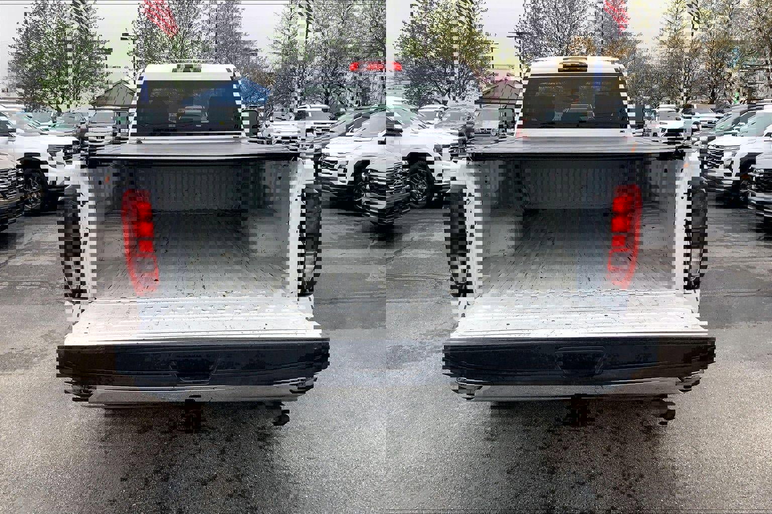 Used 2022 GMC Sierra 2500 Pro w/ Convenience Package AWD/4WD image 4