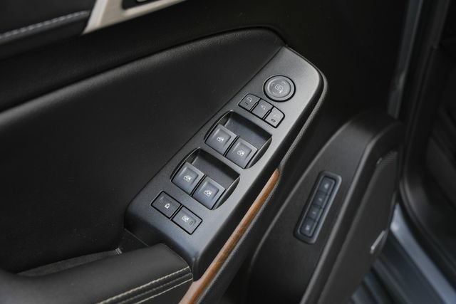 Used 2020 GMC Yukon Denali RWD image 16