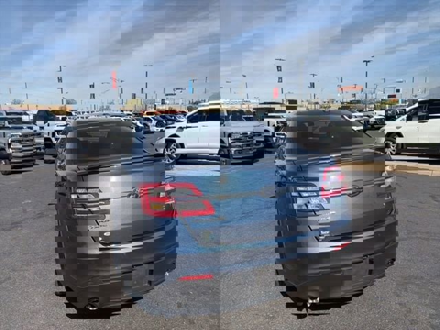 Used 2018 Ford Taurus SHO w/ Driver Assist Package image 7