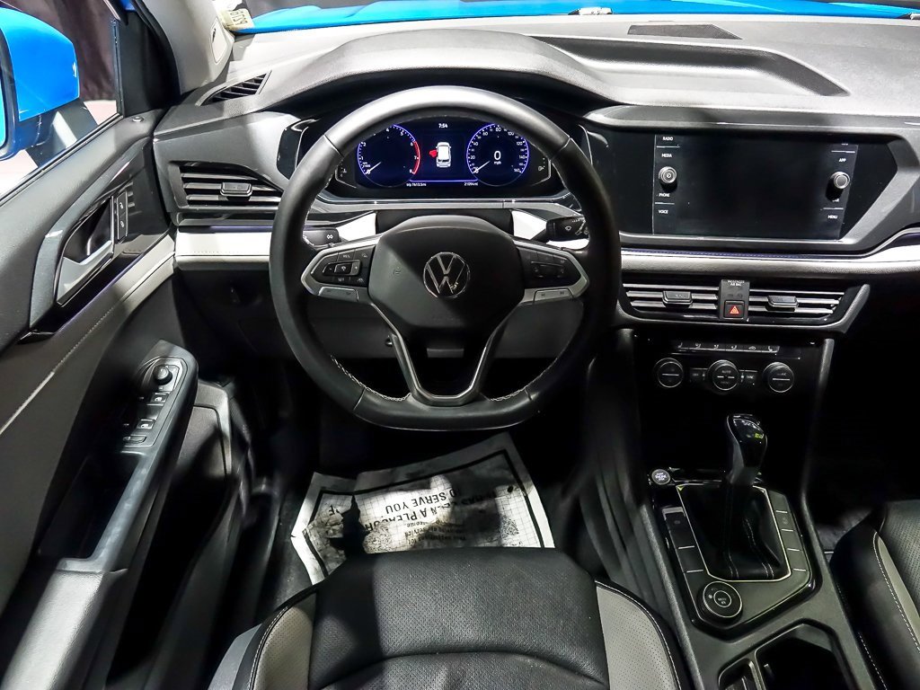 Used 2023 Volkswagen Taos SEL image 18