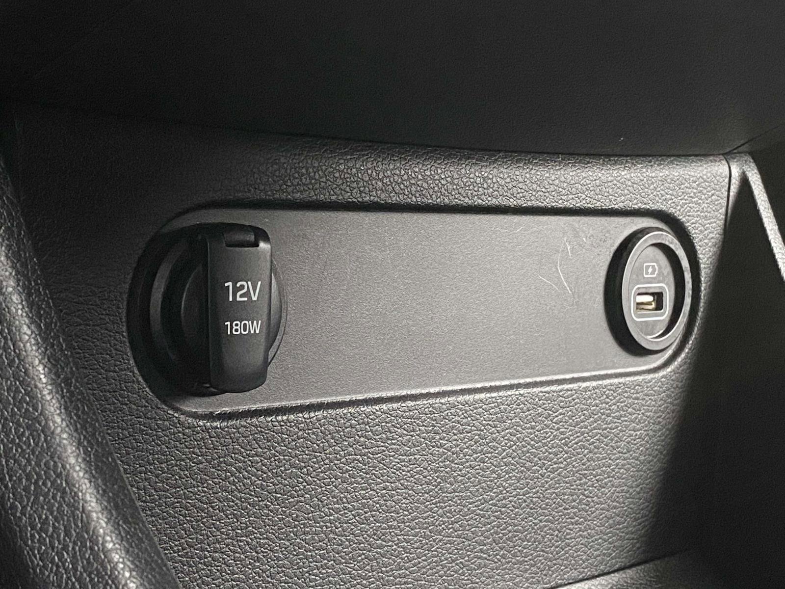 Used 2021 Hyundai Santa Fe SEL w/ Convenience Package image 29