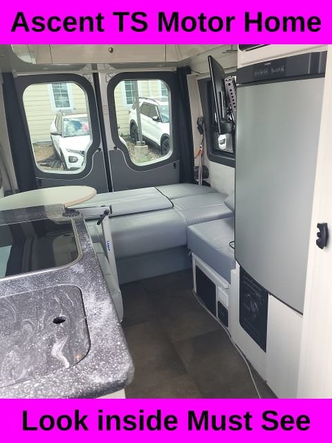 Used 2016 Mercedes-Benz Sprinter 2500 image 22