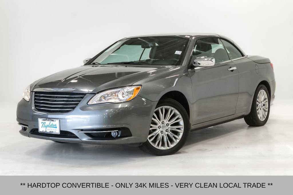 Used 2011 Chrysler 200 Limited FWD image 1