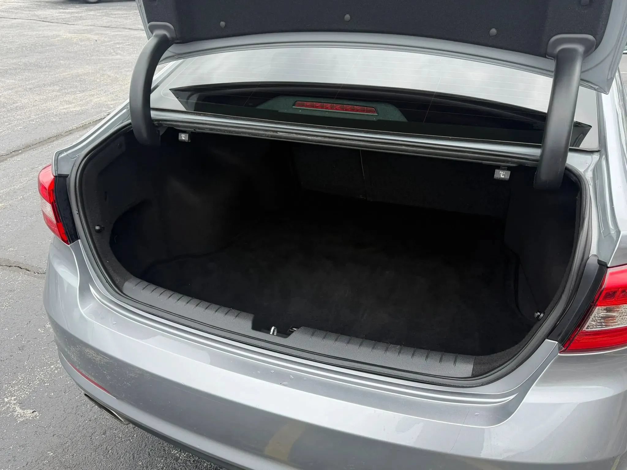 Used 2017 Hyundai Sonata Limited FWD image 11