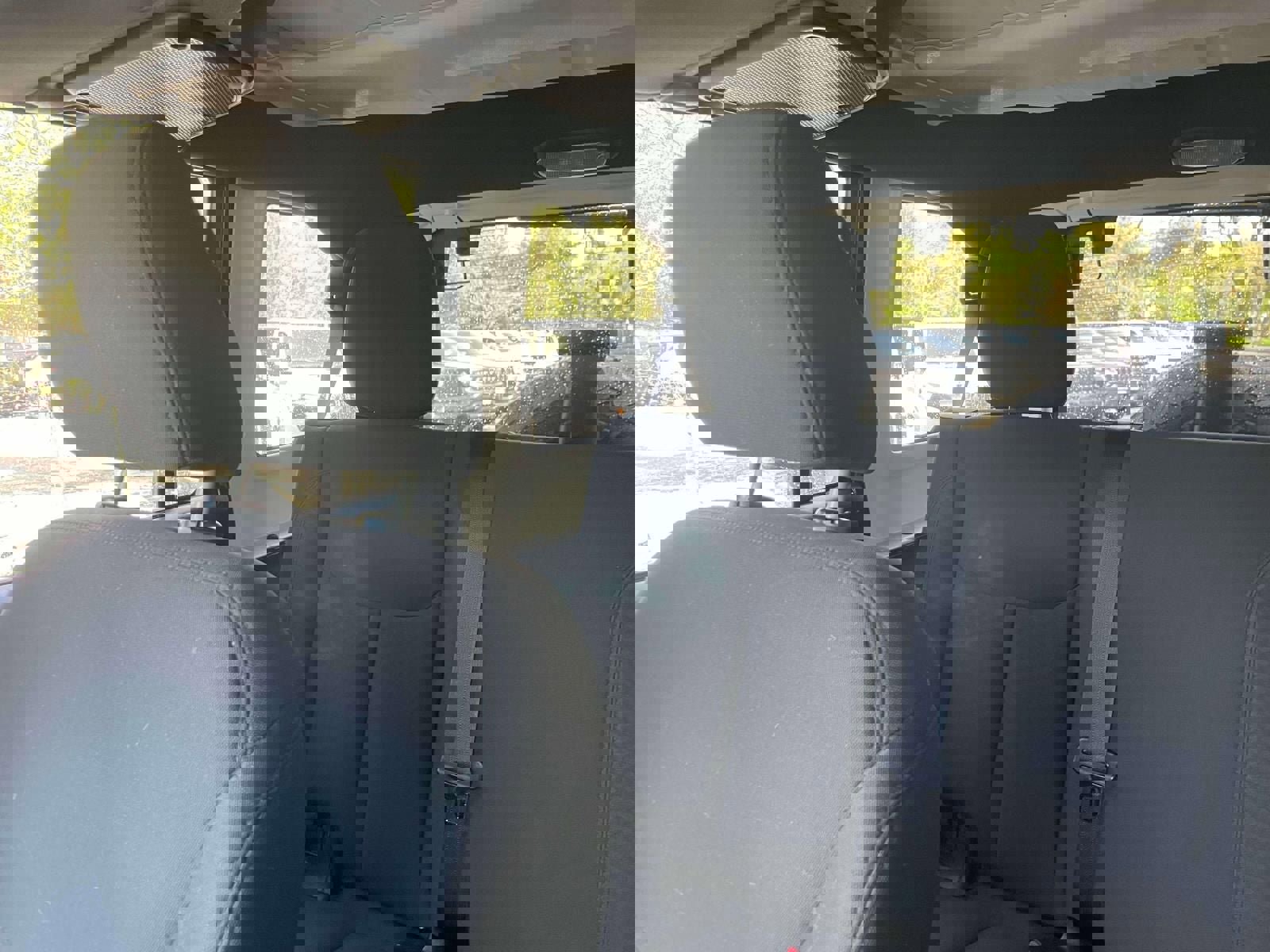 Used 2017 Jeep Wrangler Unlimited Sport w/ Quick Order Package 24S AWD/4WD image 29