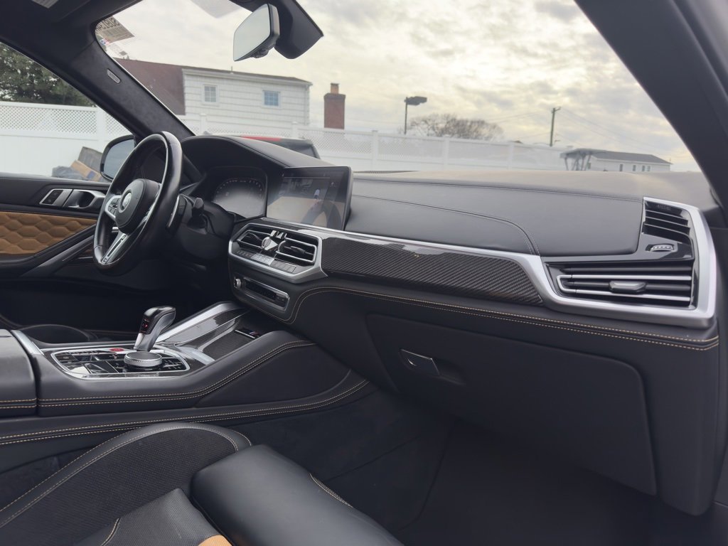 Used 2021 BMW X6 M w/ Competition Package image 18
