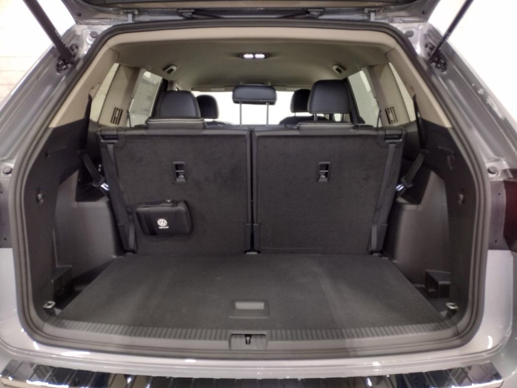 New 2025 Volkswagen Atlas SE image 17