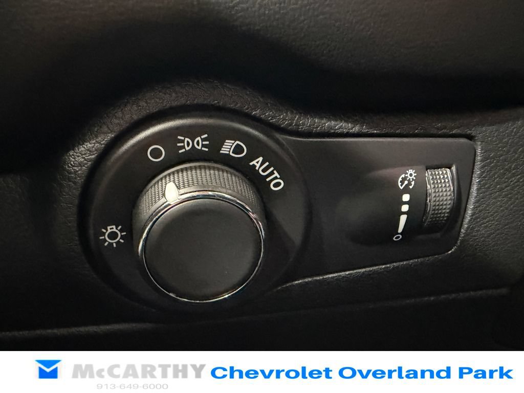 Used 2024 Dodge Durango GT AWD/4WD image 17