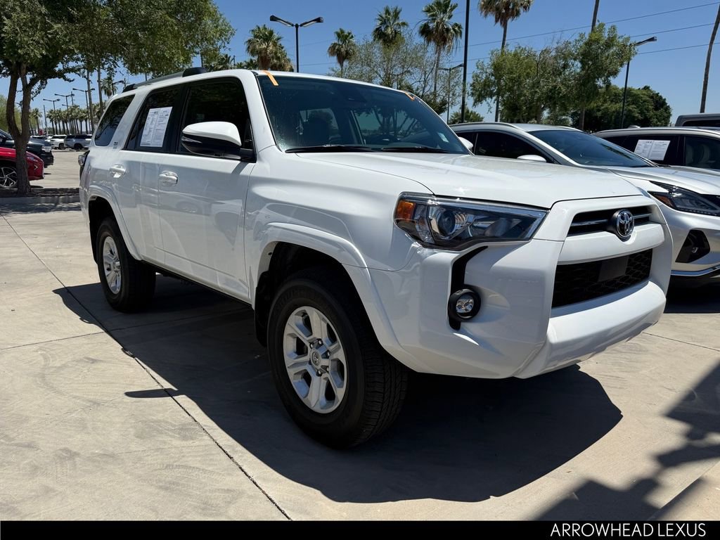 Used 2022 Toyota 4Runner SR5 Premium AWD/4WD image 5