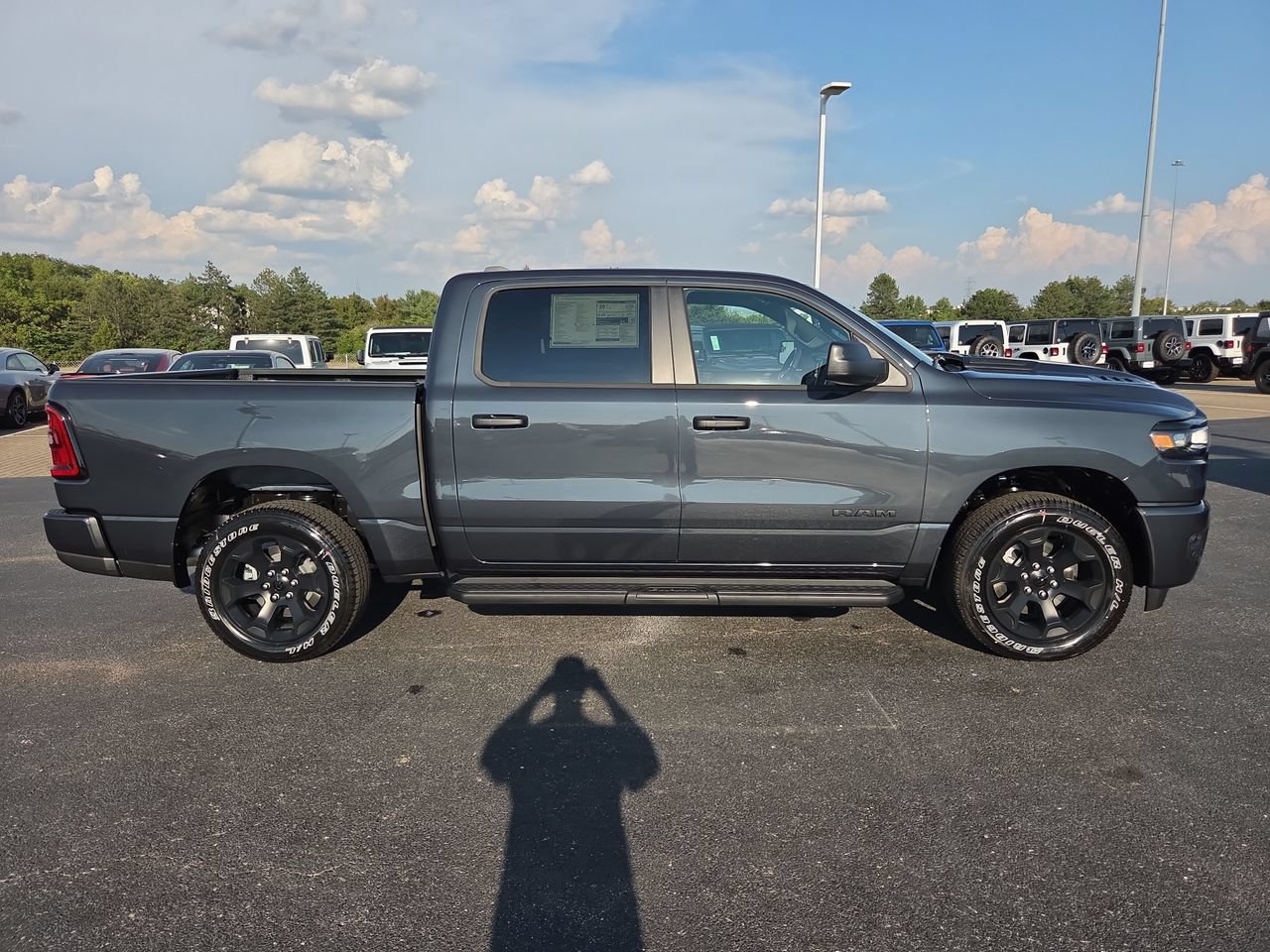 New 2026 RAM 1500 Express AWD/4WD image 29