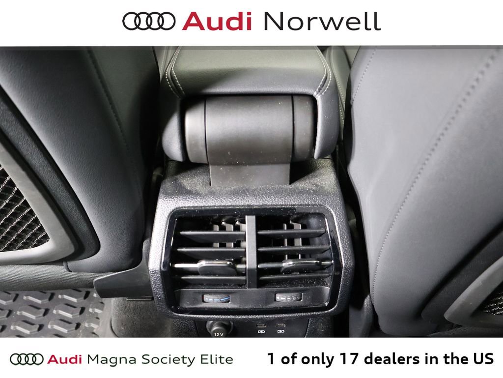 Used 2023 Audi Q3 2.0T Premium Plus w/ Premium Plus Package AWD/4WD image 22