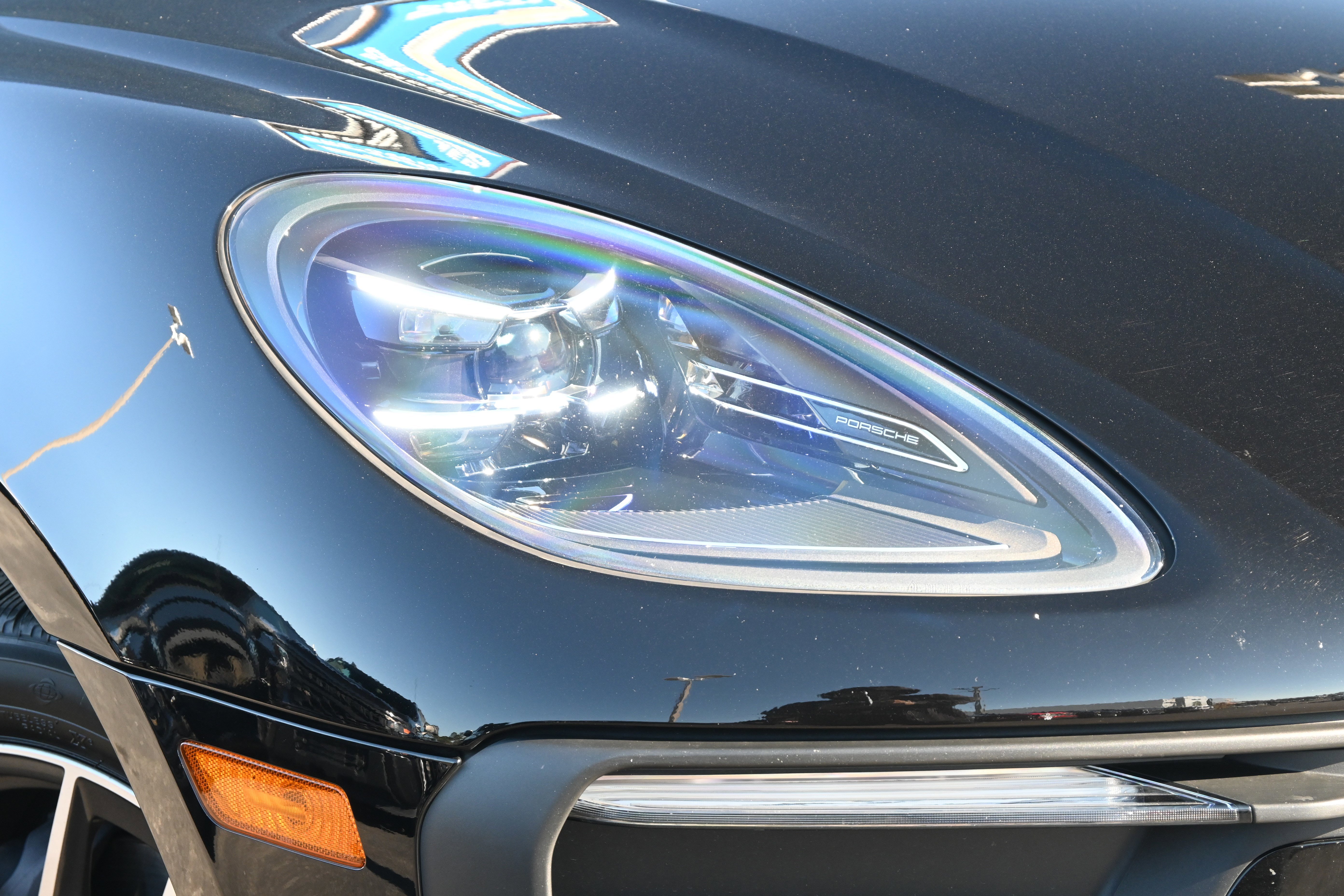 Used 2023 Porsche Macan image 13