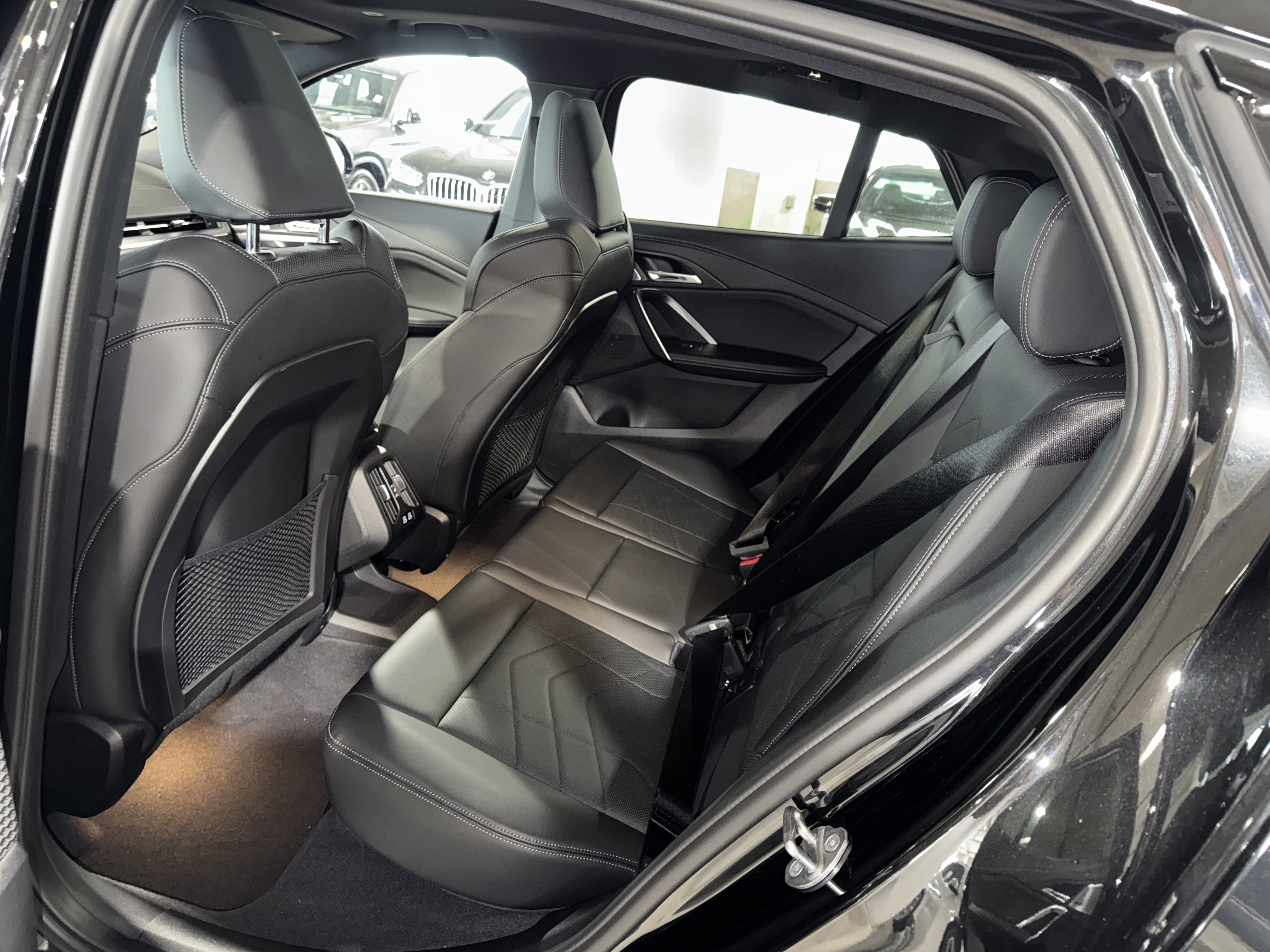 Used 2024 BMW X2 M35i image 15