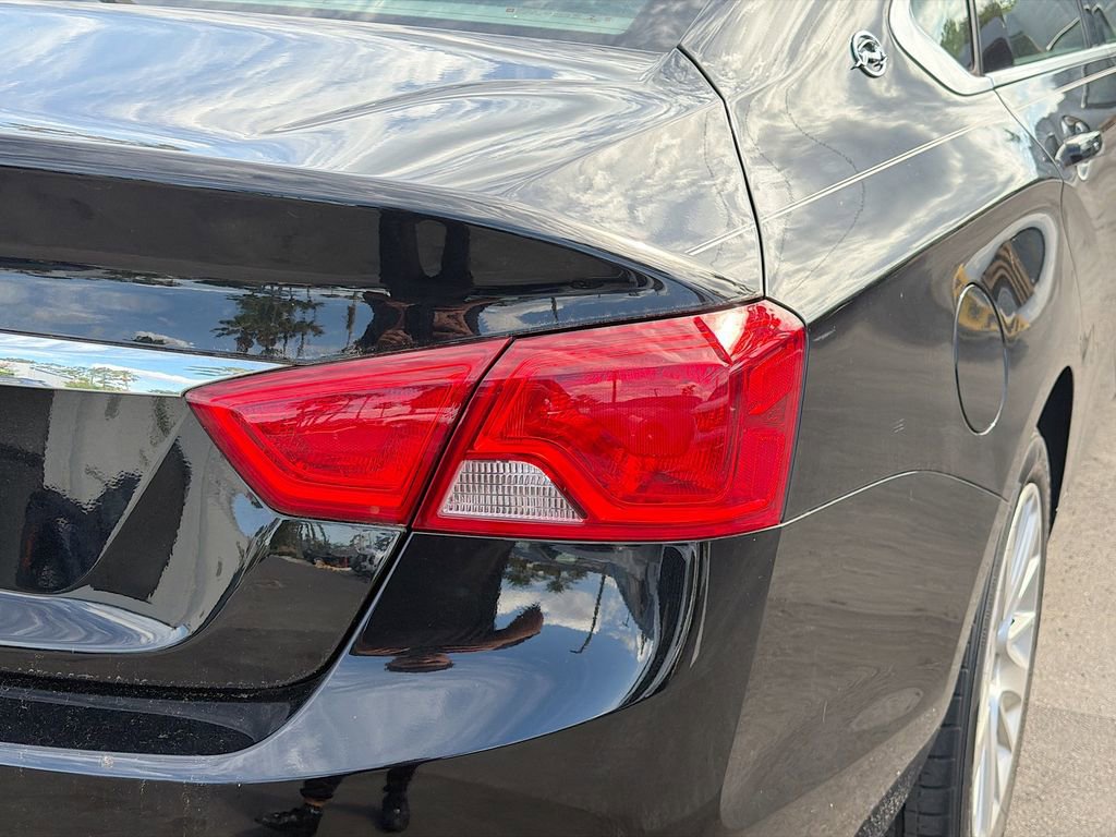 Used 2019 Chevrolet Impala LS FWD image 10
