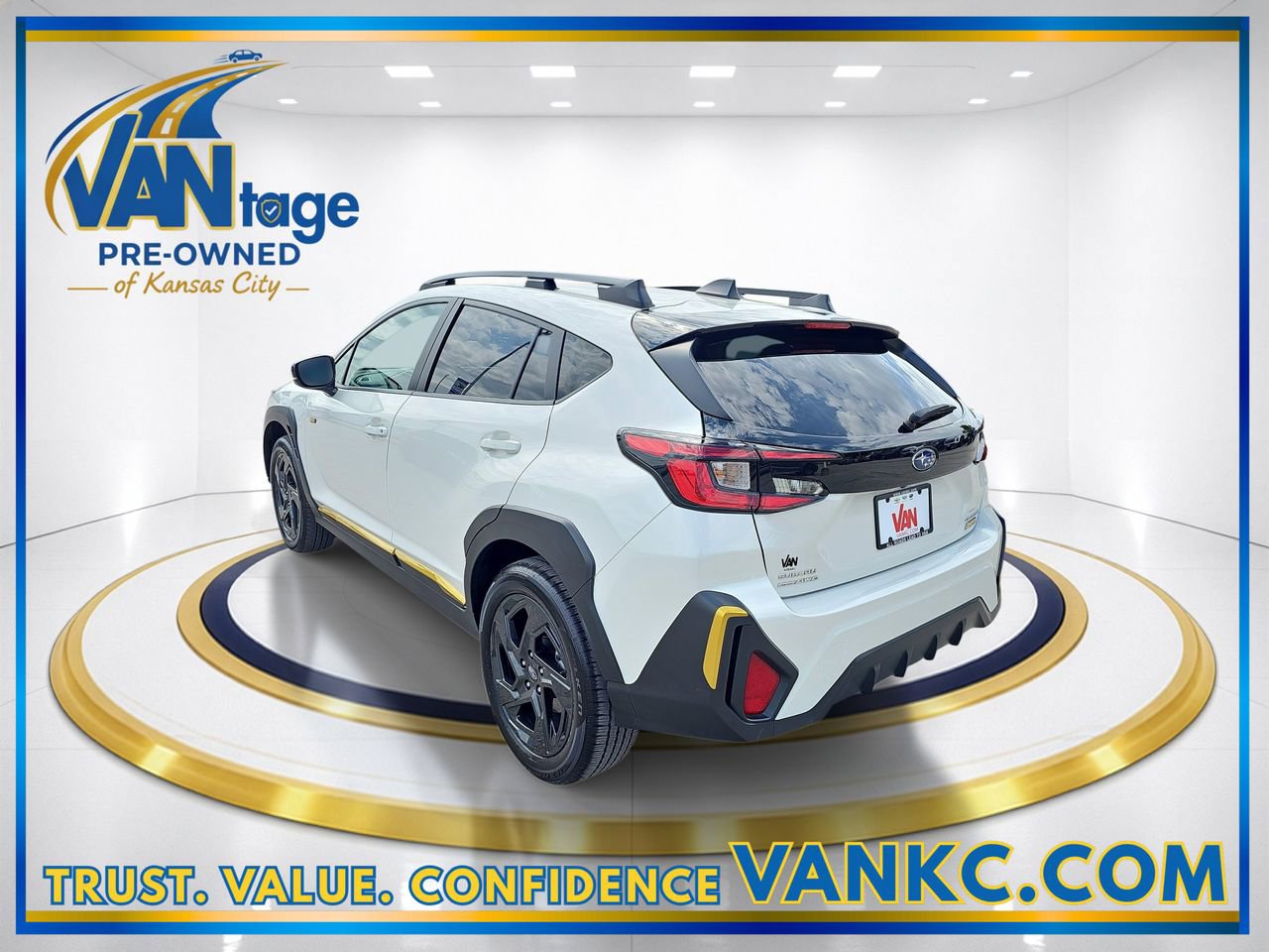 Used 2024 Subaru Crosstrek 2.5i Sport w/ Crosstrek Mirror Package AWD/4WD image 9