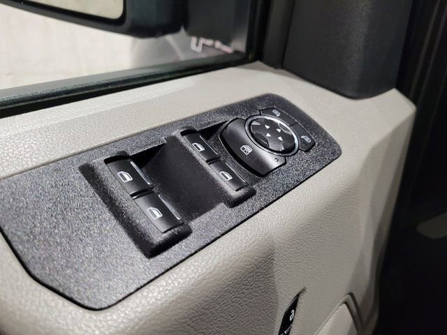 Used 2019 Ford F150 XLT w/ XTR Package image 44