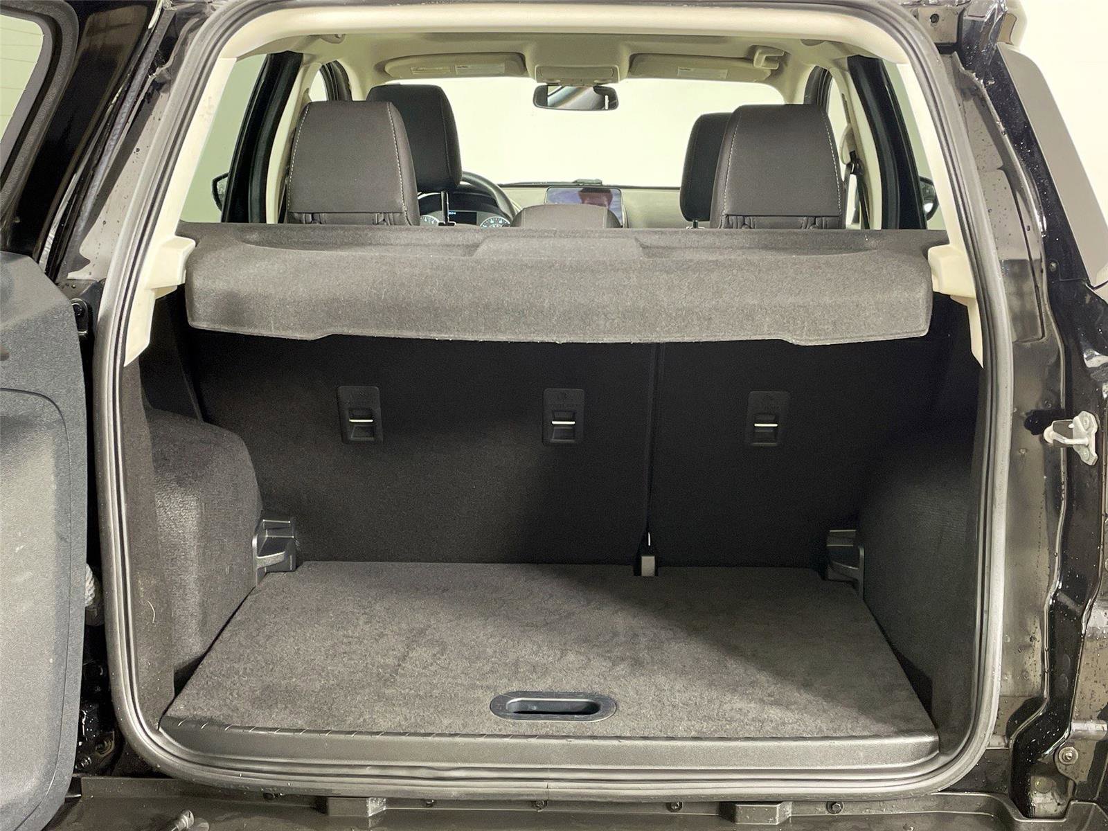 Used 2021 Ford EcoSport SE image 24