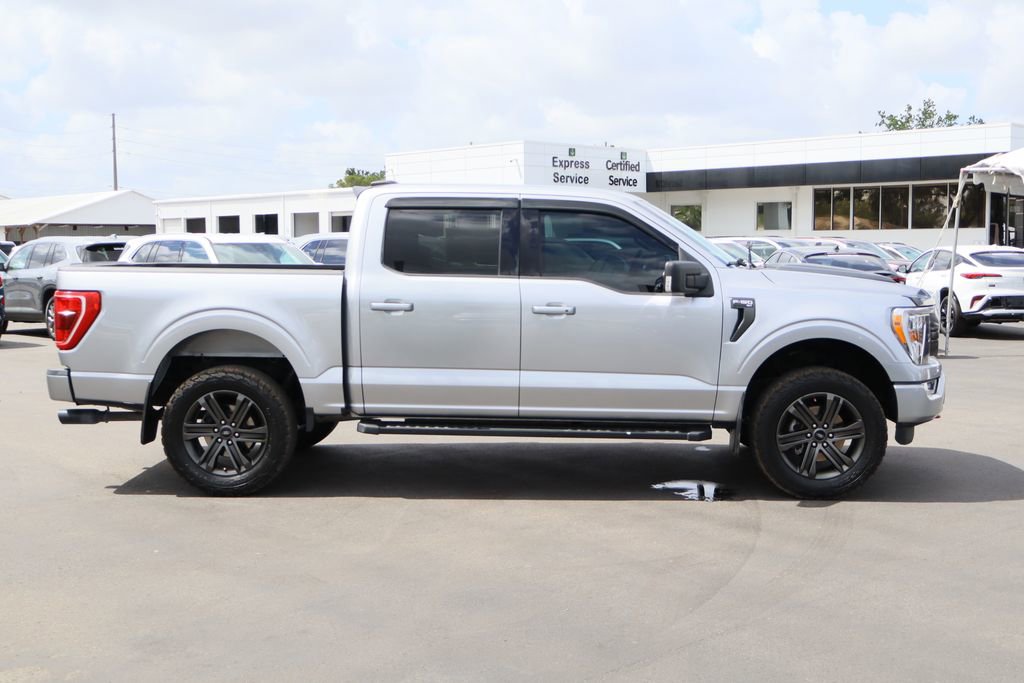 Used 2021 Ford F150 XLT w/ Equipment Group 302A High AWD/4WD image 10