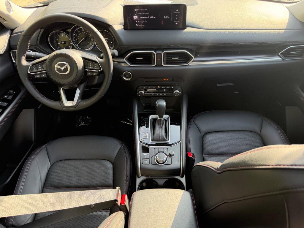 Used 2025 MAZDA CX-5 Carbon Edition image 11
