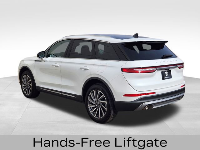 Used 2024 Lincoln Corsair Reserve w/ Equipment Group 201A image 8