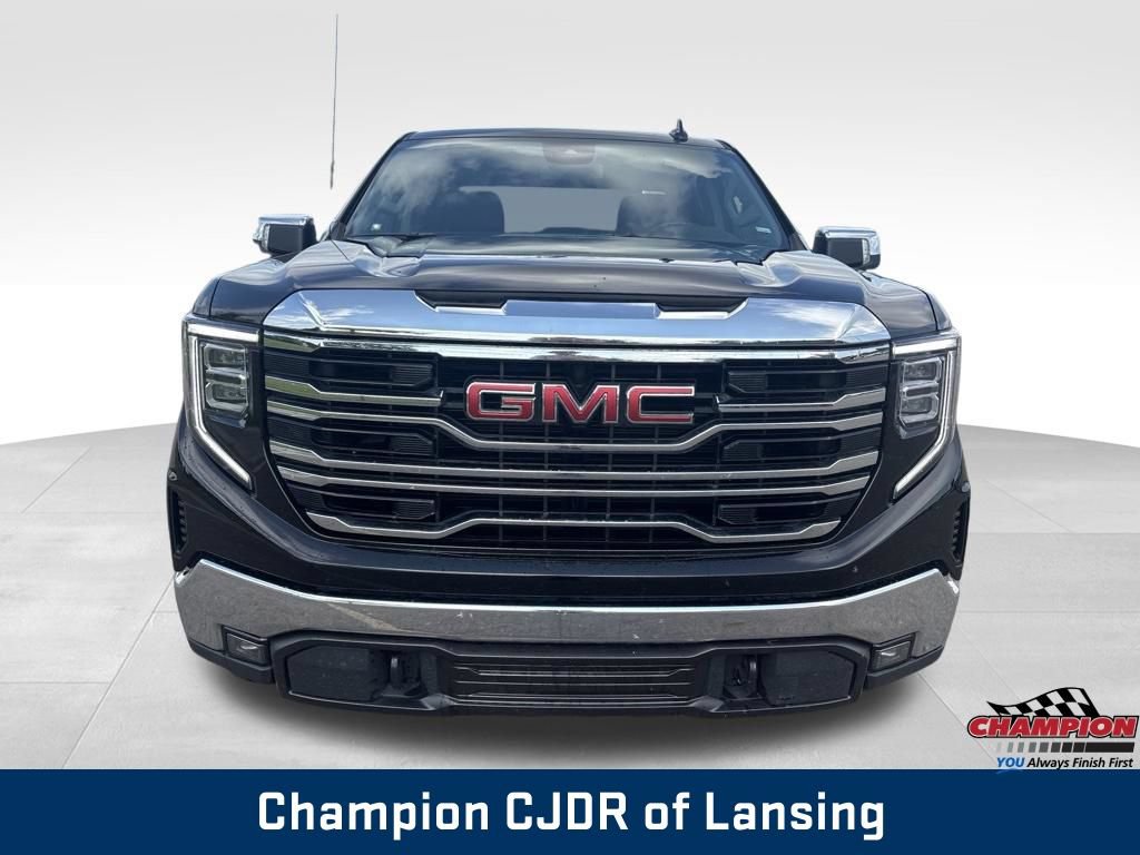 Used 2025 GMC Sierra 1500 SLT AWD/4WD image 10