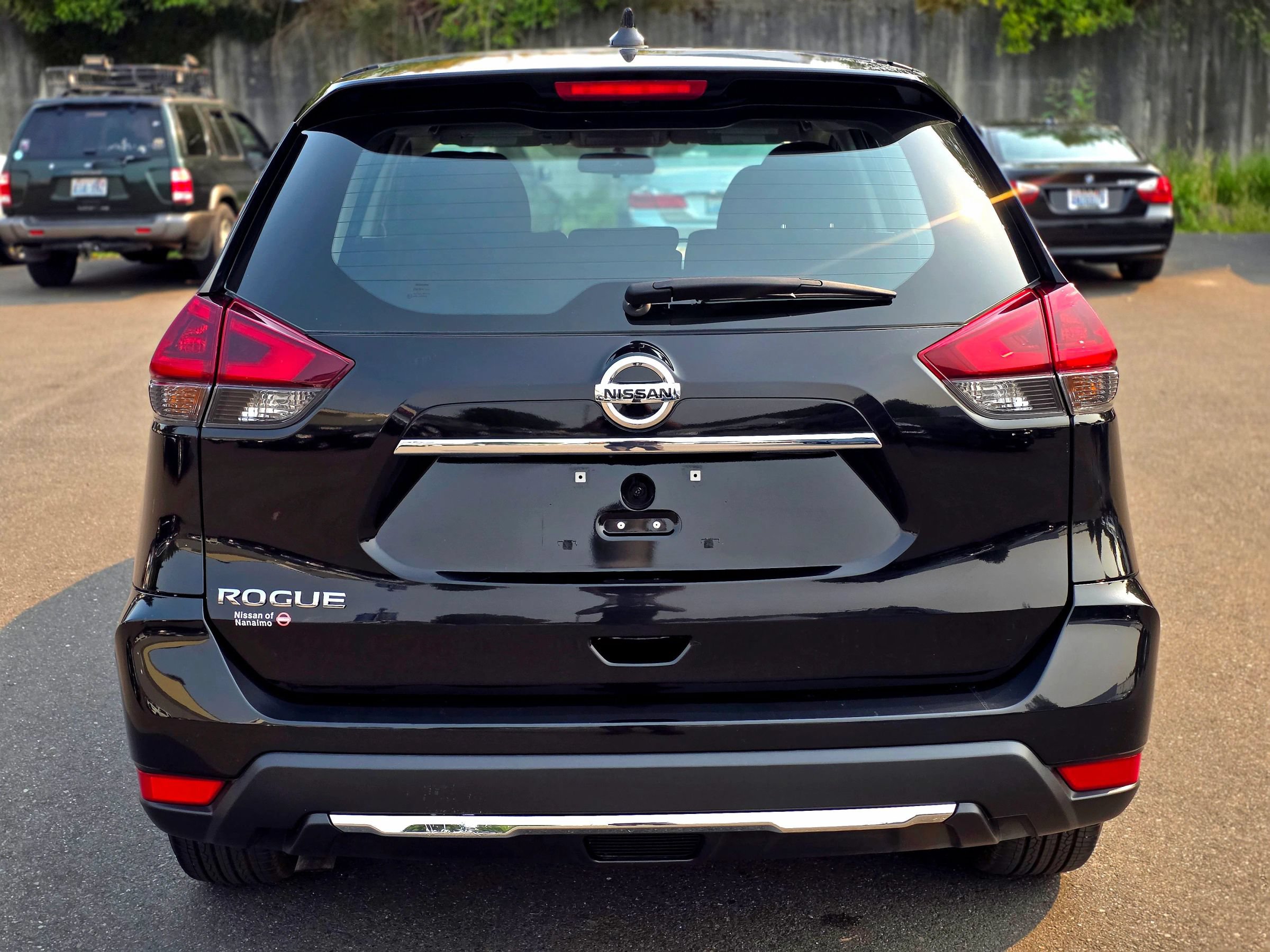 Used 2020 Nissan Rogue SV FWD image 6