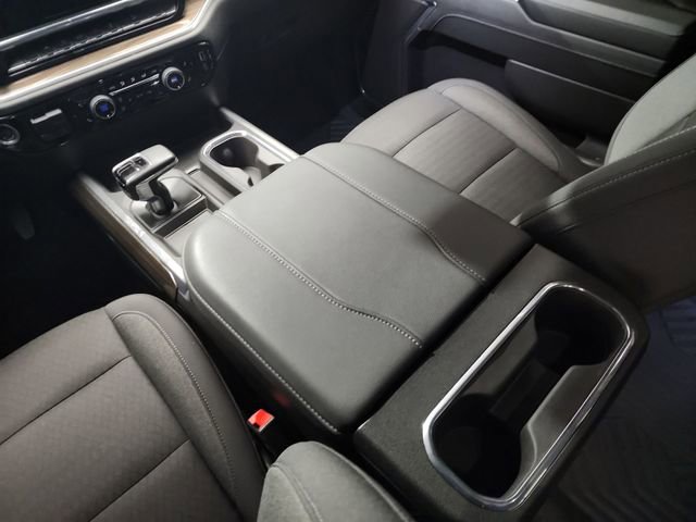 Used 2024 Chevrolet Silverado 1500 LT image 24