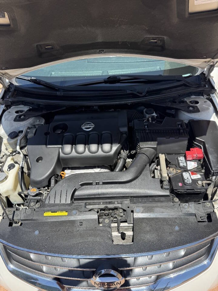 Used 2011 Nissan Altima 2.5 S w/ Convenience Pkg FWD image 31