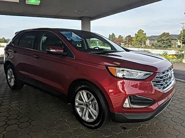 Used 2020 Ford Edge SEL w/ Convenience Package image 4