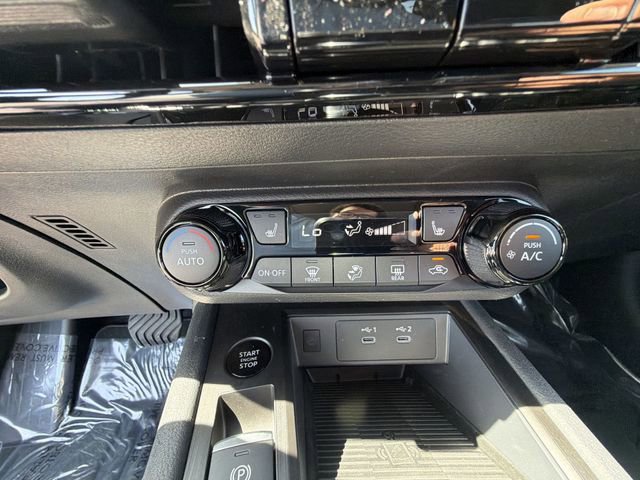 New 2026 Nissan Kicks SV w/ SV Premium Package FWD image 18