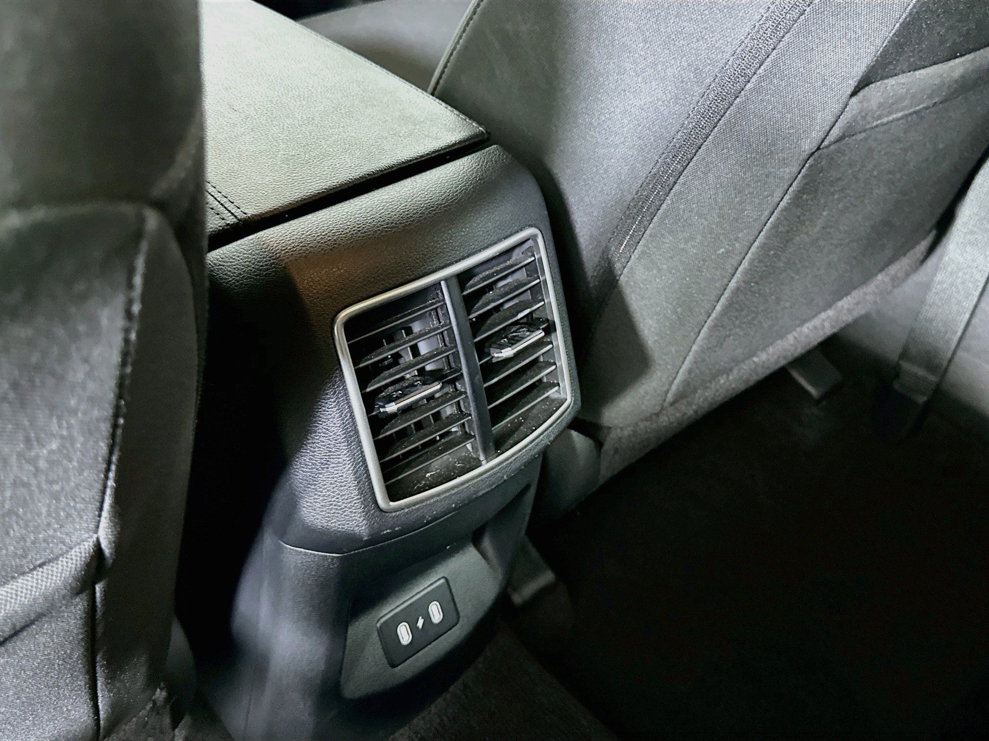 Used 2026 Kia Sportage LX FWD image 26