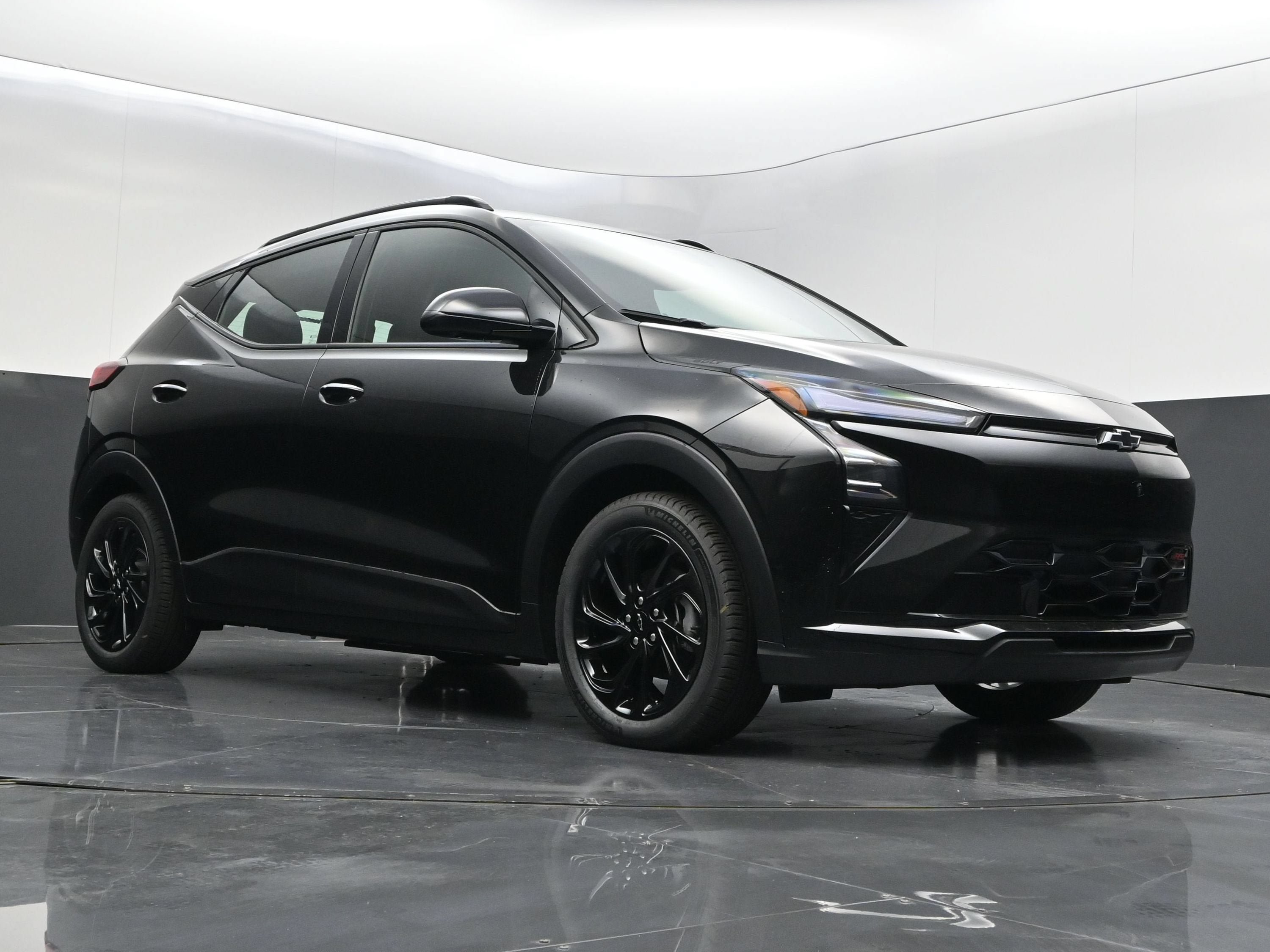 New 2027 Chevrolet Bolt RS w/ Technology Package FWD image 37