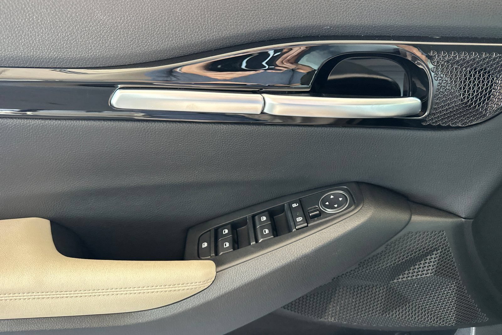 Certified 2021 Kia Seltos EX AWD/4WD image 8