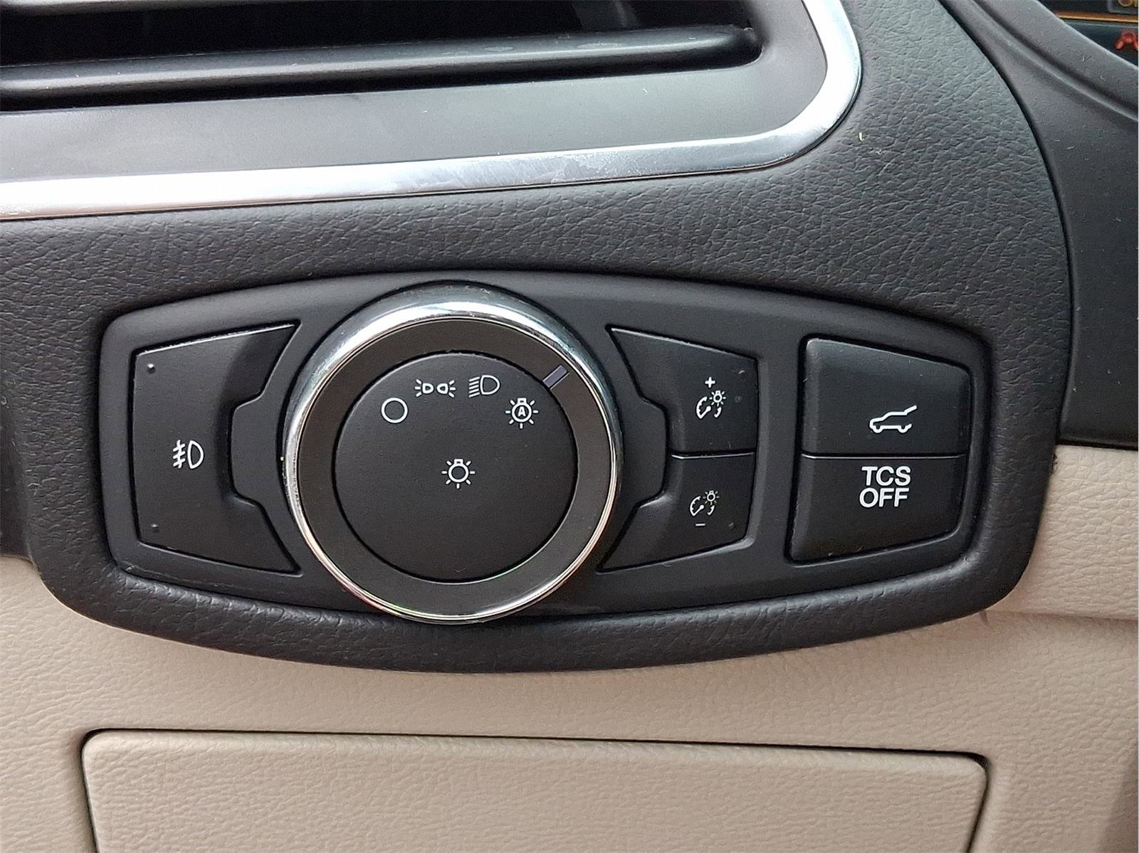 Used 2024 Ford Edge Titanium AWD/4WD image 14