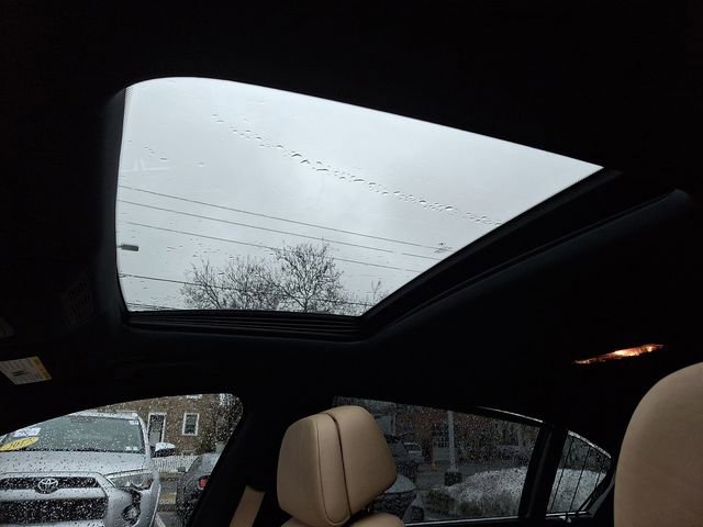 Used 2013 BMW 750Li image 17