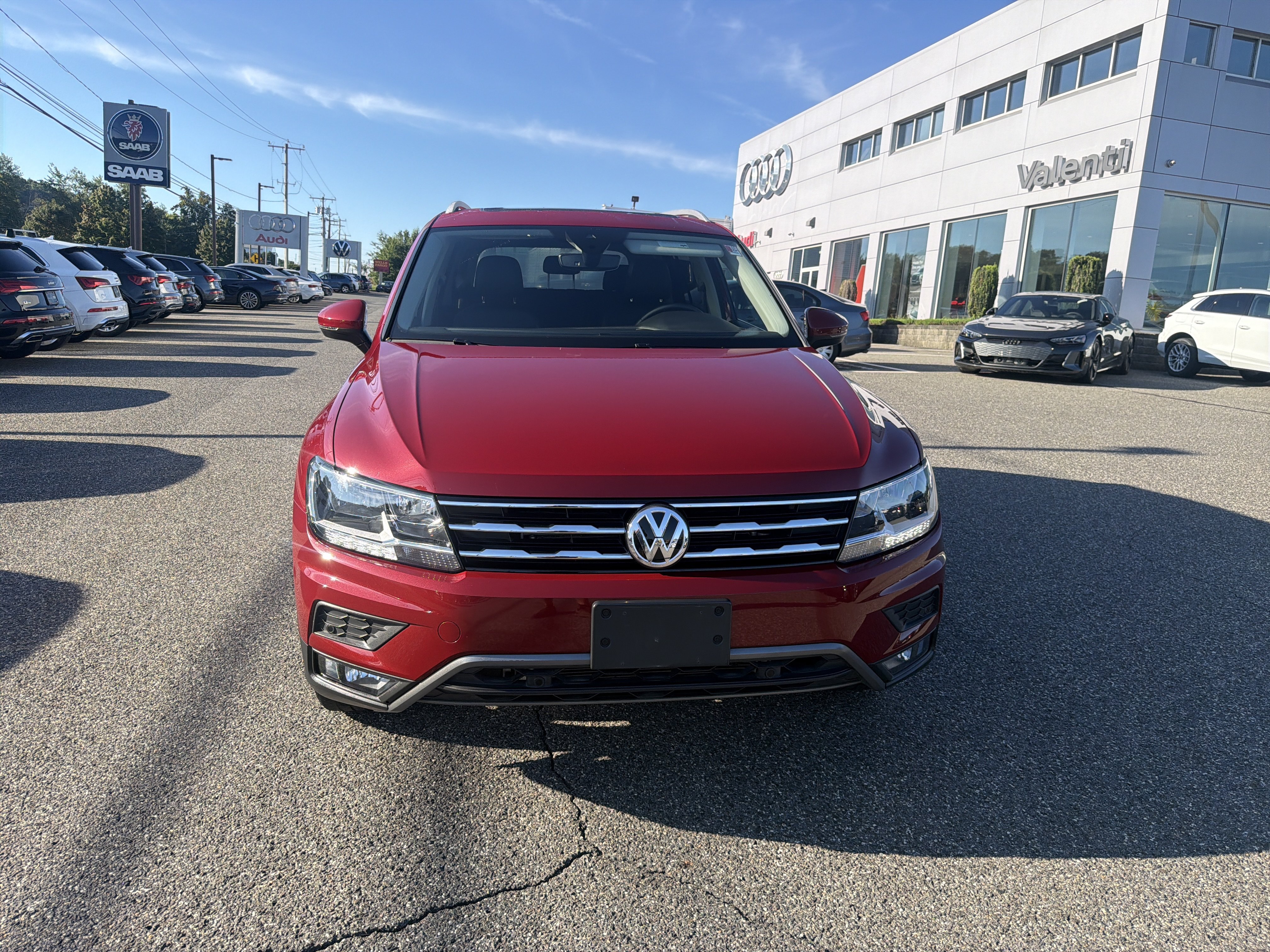 Certified 2020 Volkswagen Tiguan SEL AWD/4WD image 2