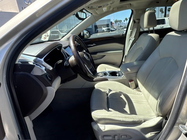 Used 2014 Cadillac SRX Luxury w/ Driver Awareness Package FWD image 10