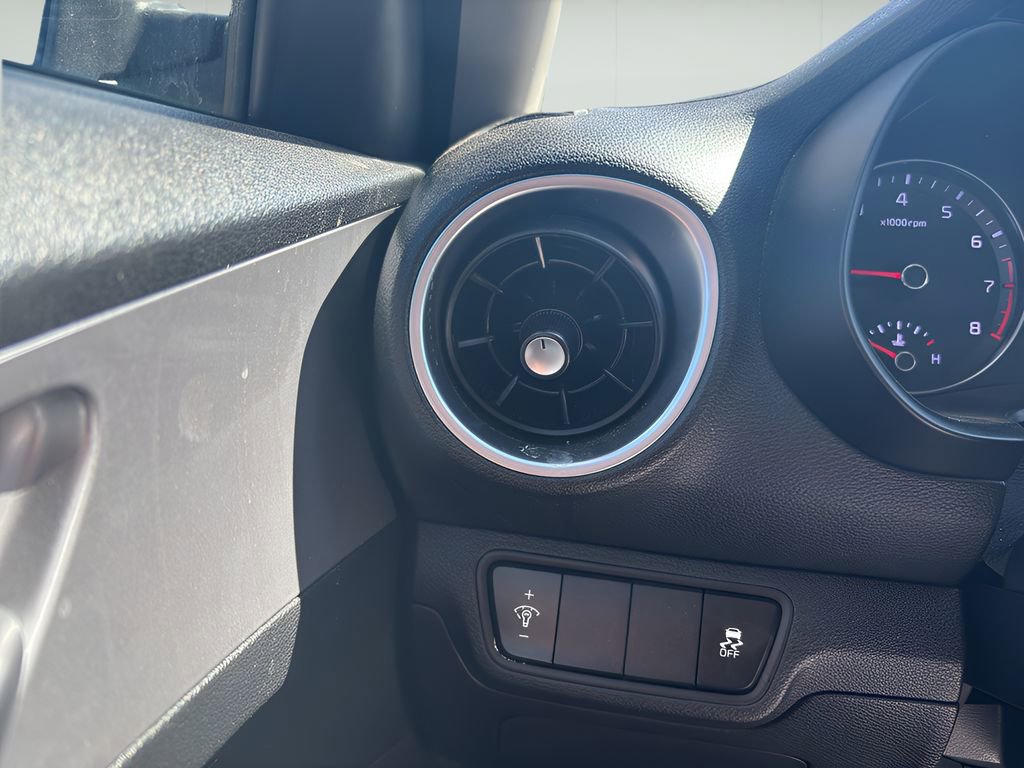 Used 2023 Kia Forte LXS image 26