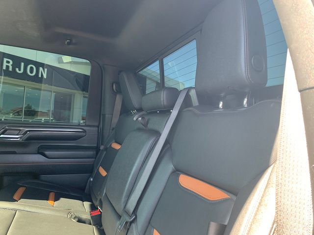 Used 2024 GMC Sierra 3500 AT4 w/ AT4 Premium Plus Package AWD/4WD image 12