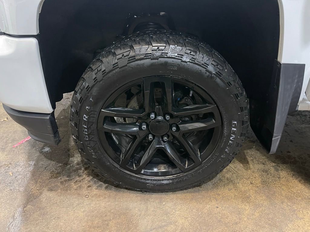 Used 2017 Chevrolet Silverado 1500 Custom w/ Custom Convenience Package image 35