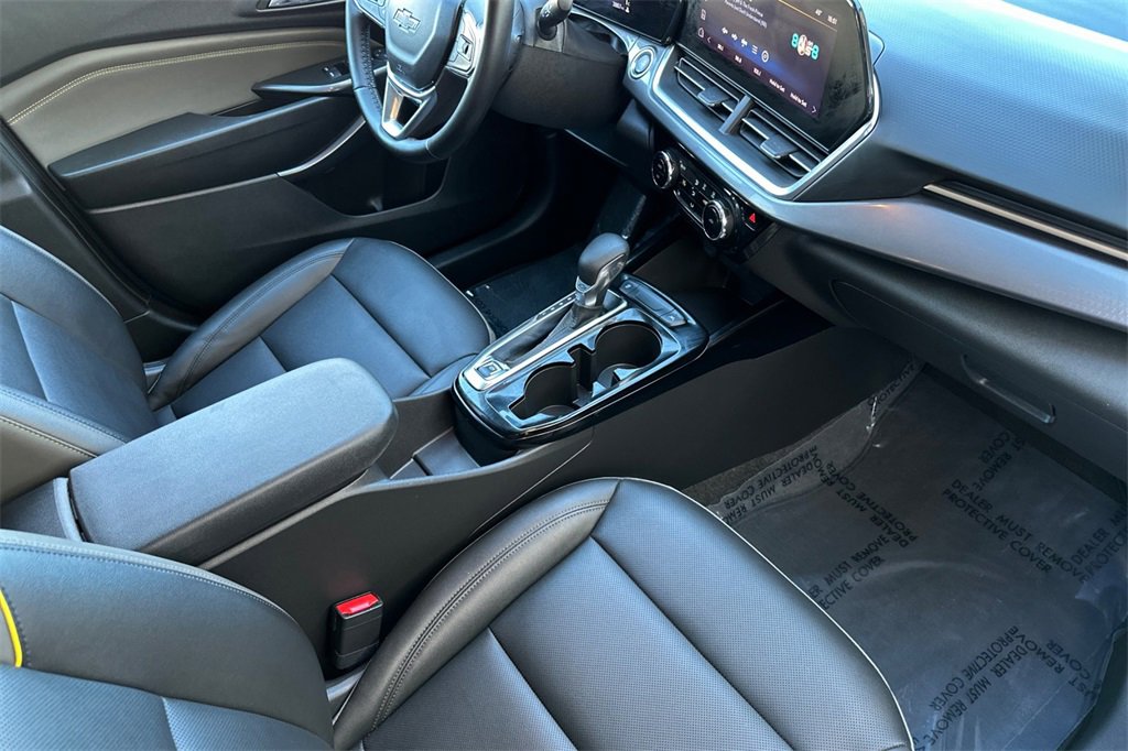 Used 2024 Chevrolet Trax ACTIV image 17